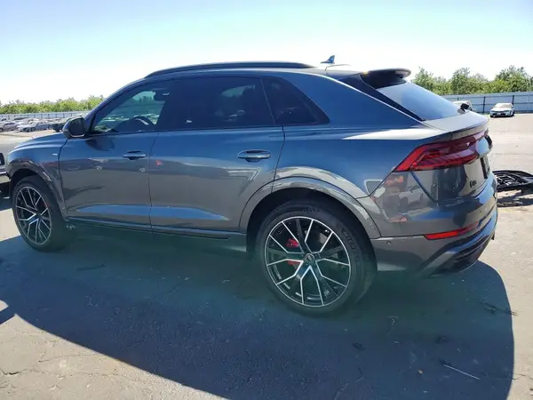 WA1EVAF18MD020597 2021 AUDI Q8 - Image 2