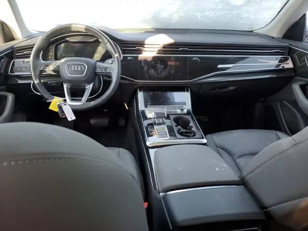 WA1EVAF18MD043734 2021 AUDI Q8 - Image 8