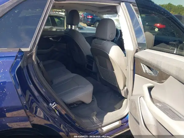 WA1EVAF19KD035008 2019 AUDI Q8 - Image 8