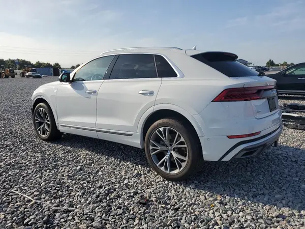 WA1EVAF19MD003632 2021 AUDI Q8 - Image 2