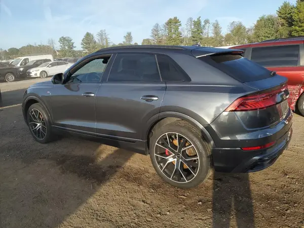 WA1EVAF19MD017949 2021 AUDI Q8 - Image 2