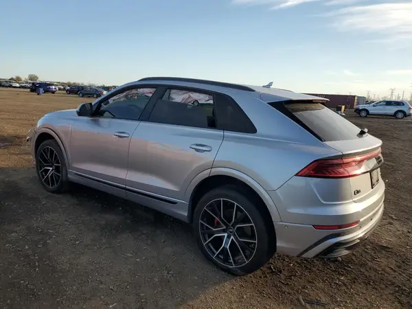 WA1EVAF19MD022424 2021 AUDI Q8 - Image 2
