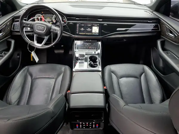 WA1EVAF19MD034637 2021 AUDI Q8 - Image 8