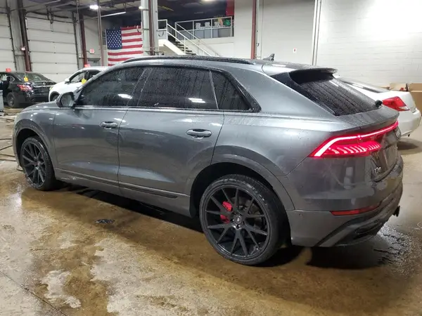 WA1EVAF1XKD004270 2019 AUDI Q8 - Image 2