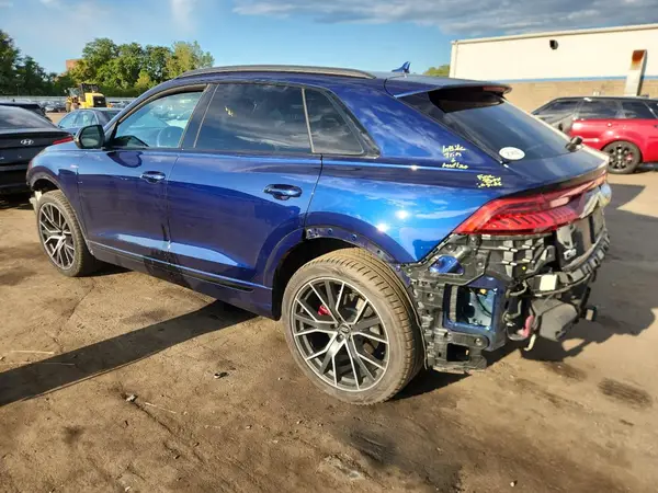 WA1EVAF1XKD014443 2019 AUDI Q8 - Image 2