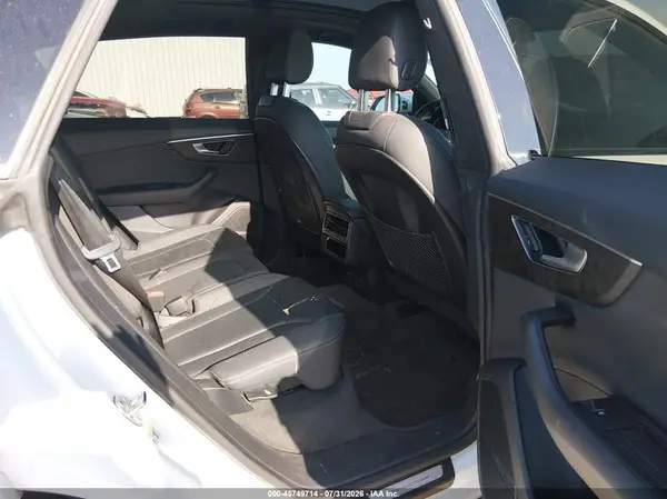 WA1EVAF1XKD025426 2019 AUDI Q8 - Image 8