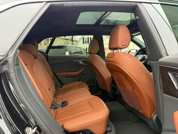 WA1EVAF1XMD009276 2021 AUDI Q8 - Image 8