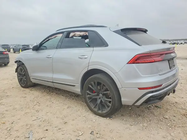 WA1EVAF1XMD015160 2021 AUDI Q8 - Image 2