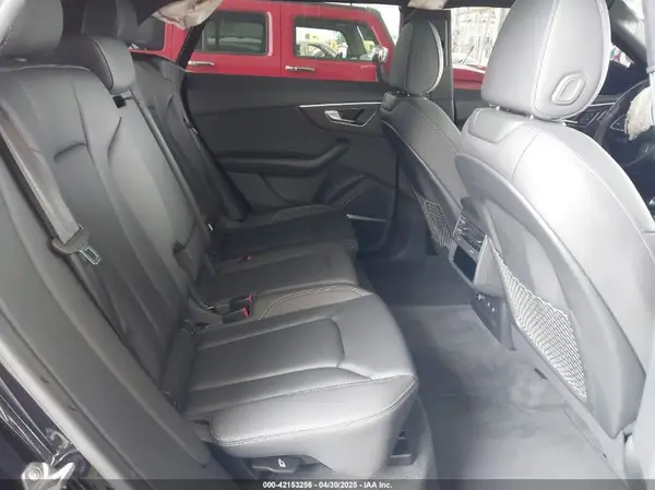 WA1EVAF1XMD033688 2021 AUDI Q8 - Image 8