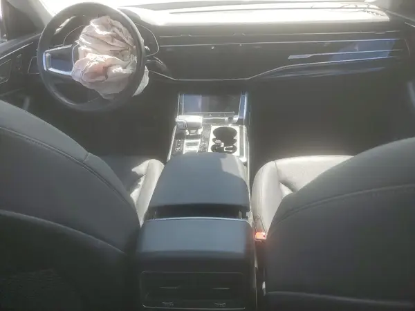 WA1EVAF1XMD033951 2021 AUDI Q8 - Image 8