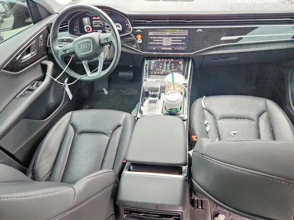 WA1EVBF11ND001235 2022 AUDI Q8 - Image 8
