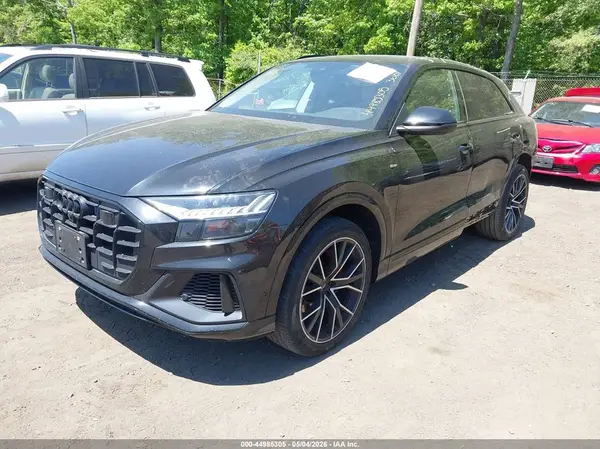 WA1EVBF11PD010875 2023 AUDI Q8 - Image 2