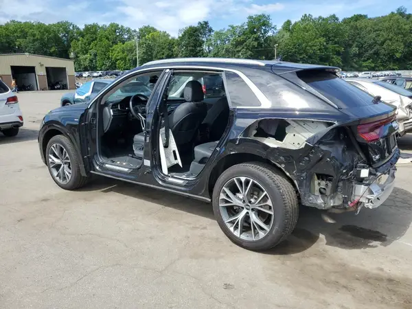 WA1EVBF11PD015719 2023 AUDI Q8 - Image 2