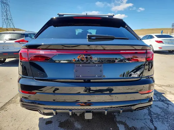 2025 AUDI Q8 auction photo 6