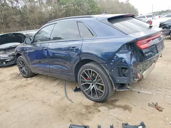 WA1EVBF12PD050799 2023 AUDI Q8 - Image 2