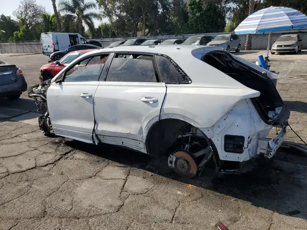 WA1EVBF13PD017696 2023 AUDI Q8 - Image 2