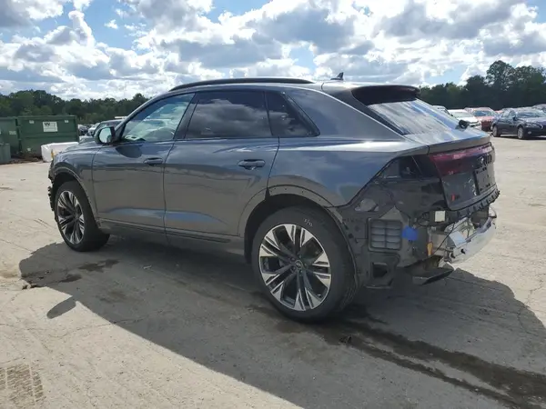 WA1EVBF14SD009440 2025 AUDI Q8 - Image 2