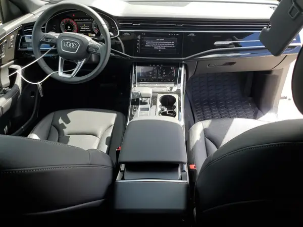 WA1EVBF14SD009440 2025 AUDI Q8 - Image 8