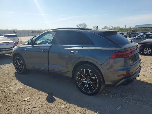 WA1EVBF15ND003764 2022 AUDI Q8 - Image 2