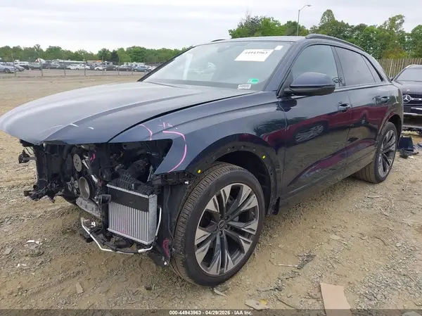 WA1EVBF15SD009866 2025 AUDI Q8 - Image 2