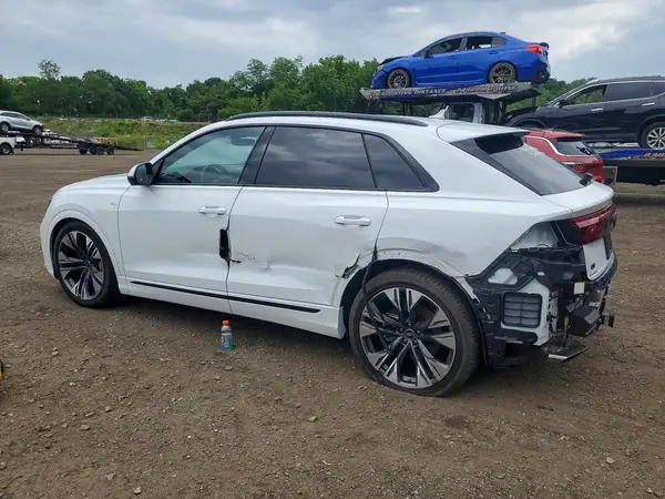 WA1EVBF15TD008699 2026 AUDI Q8 - Image 2