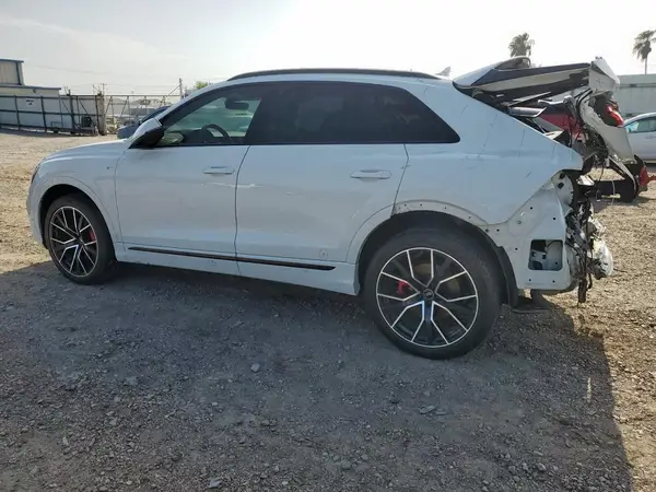 WA1EVBF16ND028172 2022 AUDI Q8 - Image 2