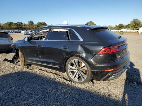 WA1EVBF16ND031864 2022 AUDI Q8 - Image 2