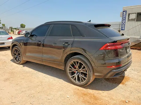 WA1EVBF16ND034618 2022 AUDI Q8 - Image 2