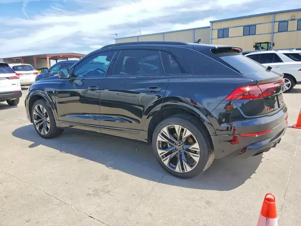 WA1EVBF16SD018558 2025 AUDI Q8 - Image 2