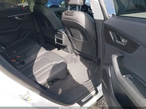 WA1EVBF17PD021816 2023 AUDI Q8 - Image 8