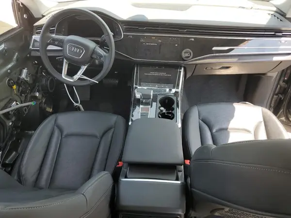 WA1EVBF18ND005525 2022 AUDI Q8 - Image 8