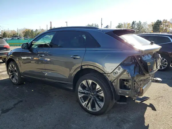 WA1EVBF18RD006292 2024 AUDI Q8 - Image 2
