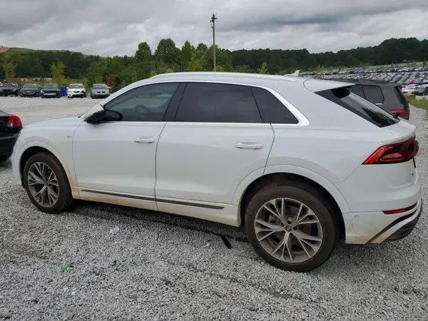 WA1EVBF19ND025542 2022 AUDI Q8 - Image 2