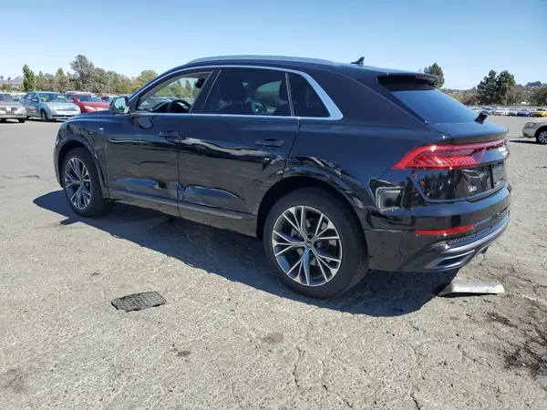 WA1EVBF19ND032622 2022 AUDI Q8 - Image 2