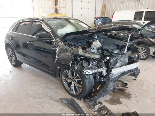 WA1EVBF19PD016309 2023 AUDI Q8 - Image 1