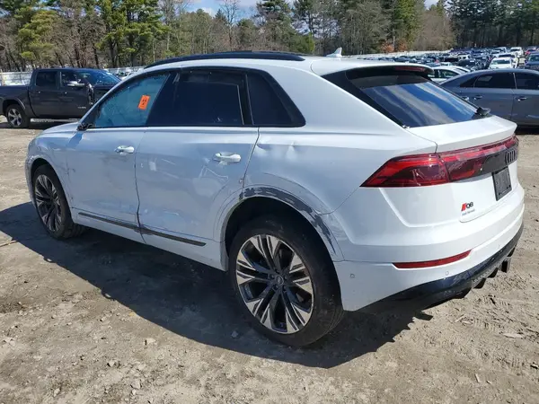 WA1EVBF19RD004616 2024 AUDI Q8 - Image 2