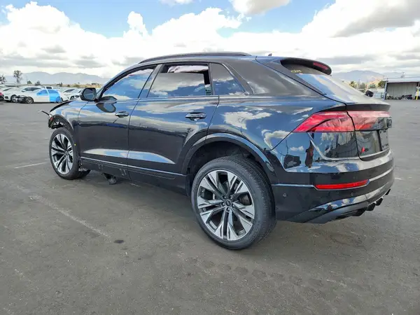 WA1EVBF19SD015427 2025 AUDI Q8 - Image 2