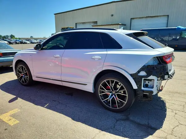 WA1EVBF1XND008023 2022 AUDI Q8 - Image 2