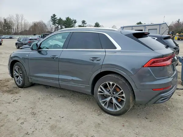 WA1EVBF1XND021810 2022 AUDI Q8 - Image 2