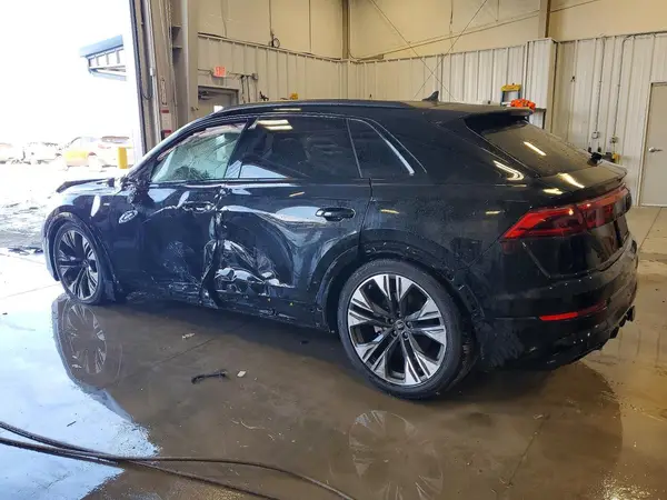 WA1EVBF1XTD005717 2026 AUDI Q8 - Image 2