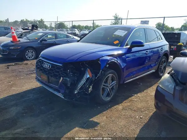 WA1F2AFY0N2068747 2022 AUDI Q5 - Image 2