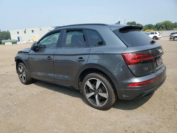 WA1F2AFY0P2049926 2023 AUDI Q5 - Image 2