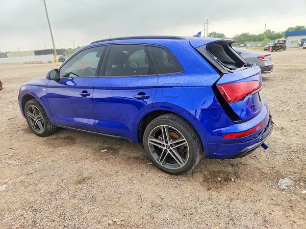 WA1F2AFY0P2102835 2023 AUDI Q5 - Image 2