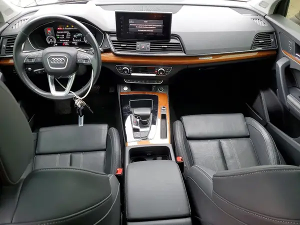 WA1F2AFY2M2041936 2021 AUDI Q5 - Image 8