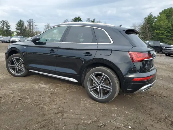 WA1F2AFY2M2108339 2021 AUDI Q5 - Image 2