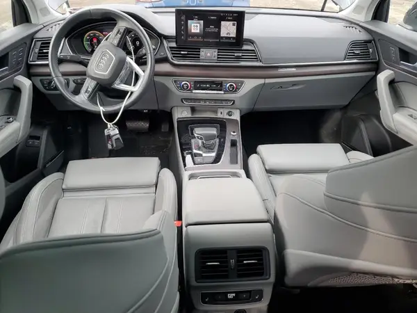 WA1F2AFY2M2108339 2021 AUDI Q5 - Image 8