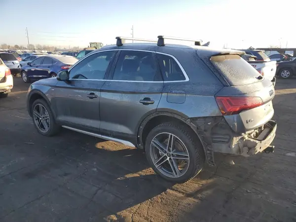 WA1F2AFY4M2045597 2021 AUDI Q5 - Image 2