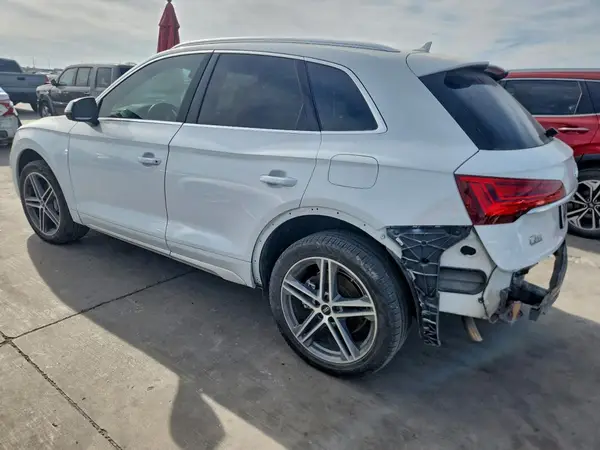 WA1F2AFY6N2083687 2022 AUDI Q5 - Image 2