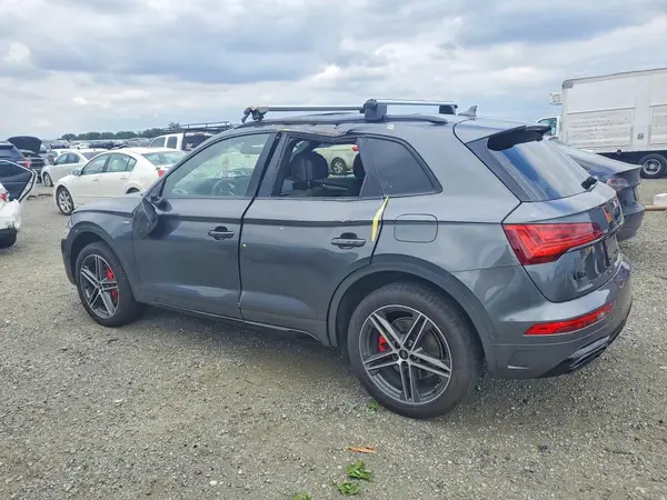 WA1F2AFY7R2105444 2024 AUDI Q5 - Image 2