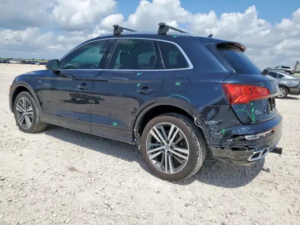 WA1F2AFY8L2063356 2020 AUDI Q5 - Image 2
